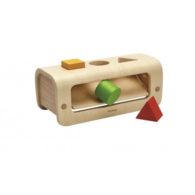 Sortator cu forme geometrice, jucarie educativa din lemn - Plan Toys